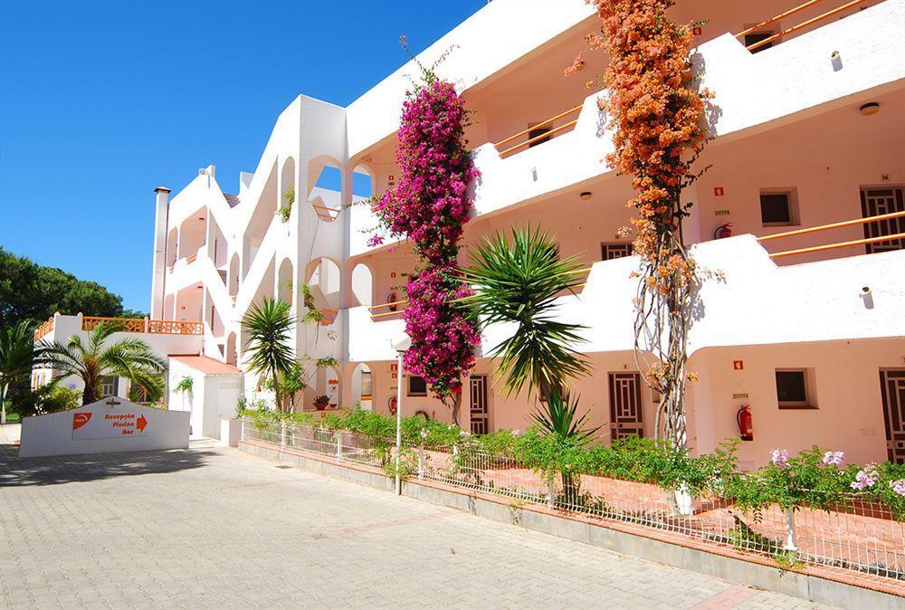 Apartamentos Turisticos Gida By Umbral Quarteira Kültér fotó
