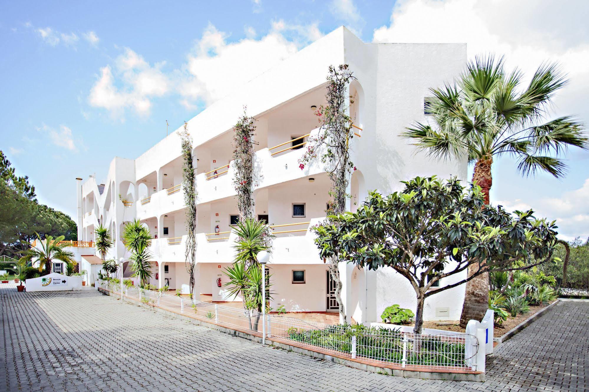 Apartamentos Turisticos Gida By Umbral Quarteira Kültér fotó