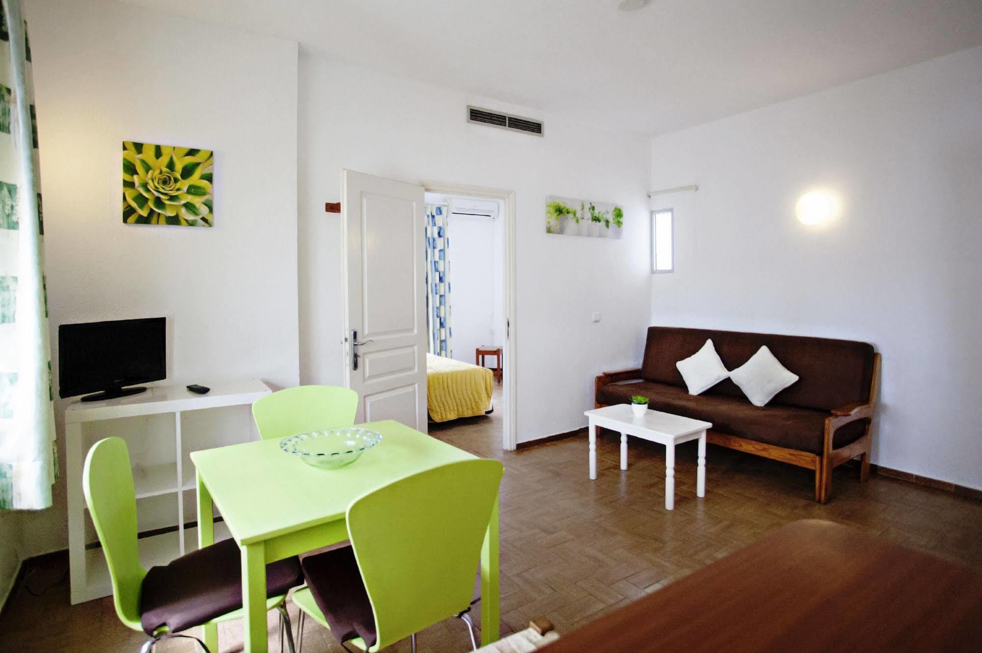 Apartamentos Turisticos Gida By Umbral Quarteira Kültér fotó